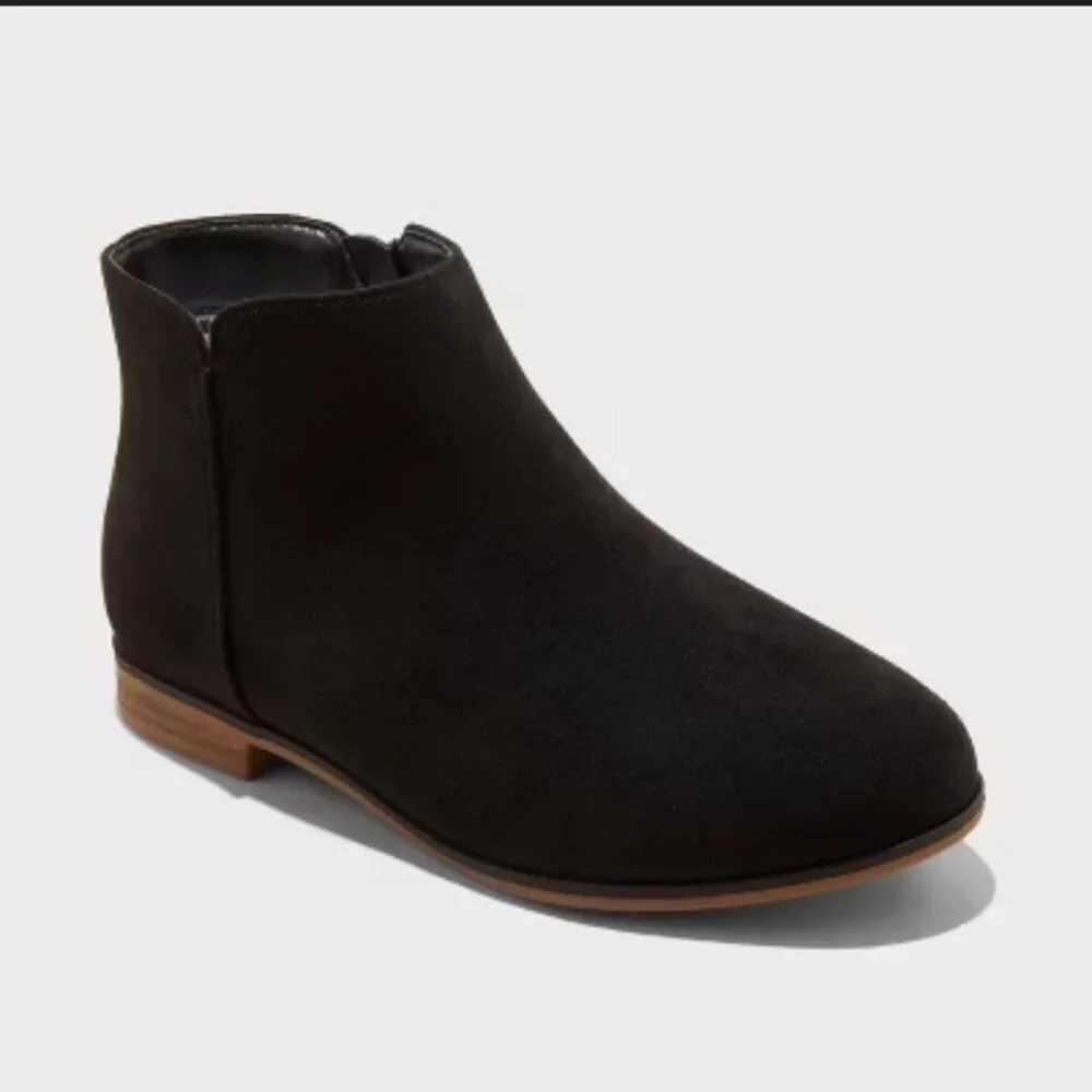 Cat & Jack Toddler Penelope Faux Suede Ankle Boots size 9 NWT
